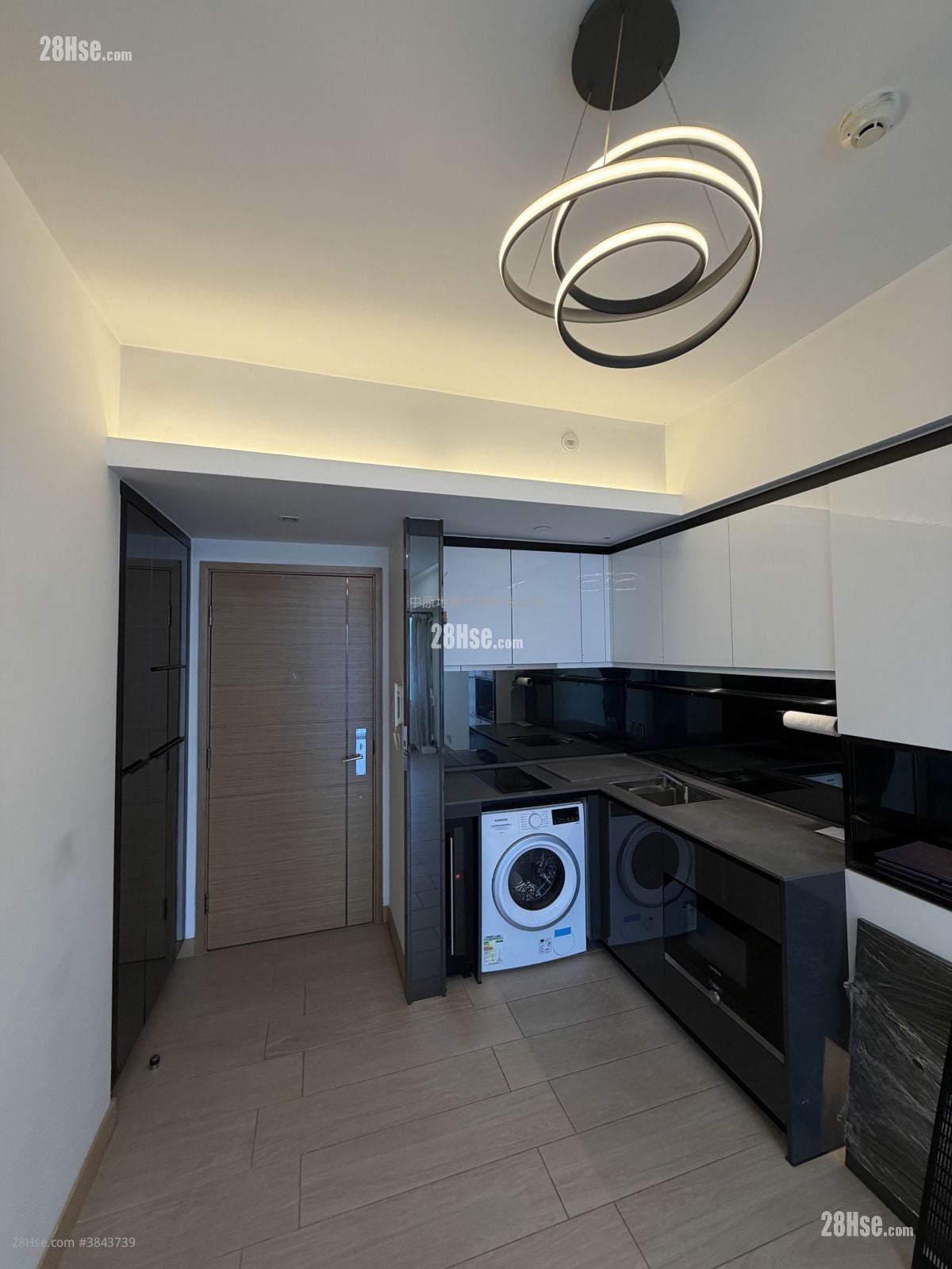 Century Link Sell 2 Bedrooms 469 ft²