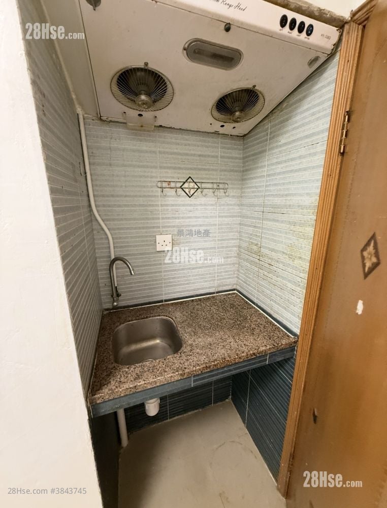 Man Ying Building Rental Studio , 1 Bathroom 100 ft²