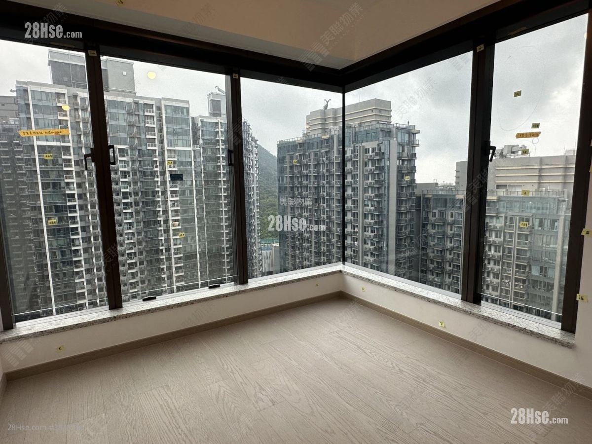 The Southside Rental 3 Bedrooms , 3 Bathrooms 737 ft²