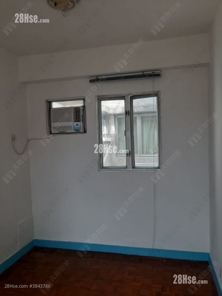 Sheungshui Town Center Sell 2 Bedrooms 376 ft²