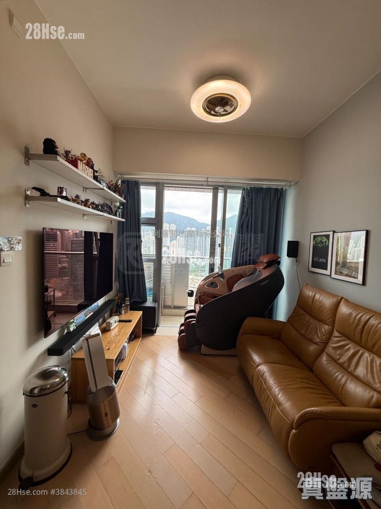 The Latitude Sell 2 Bedrooms , 1 Bathroom 540 ft²