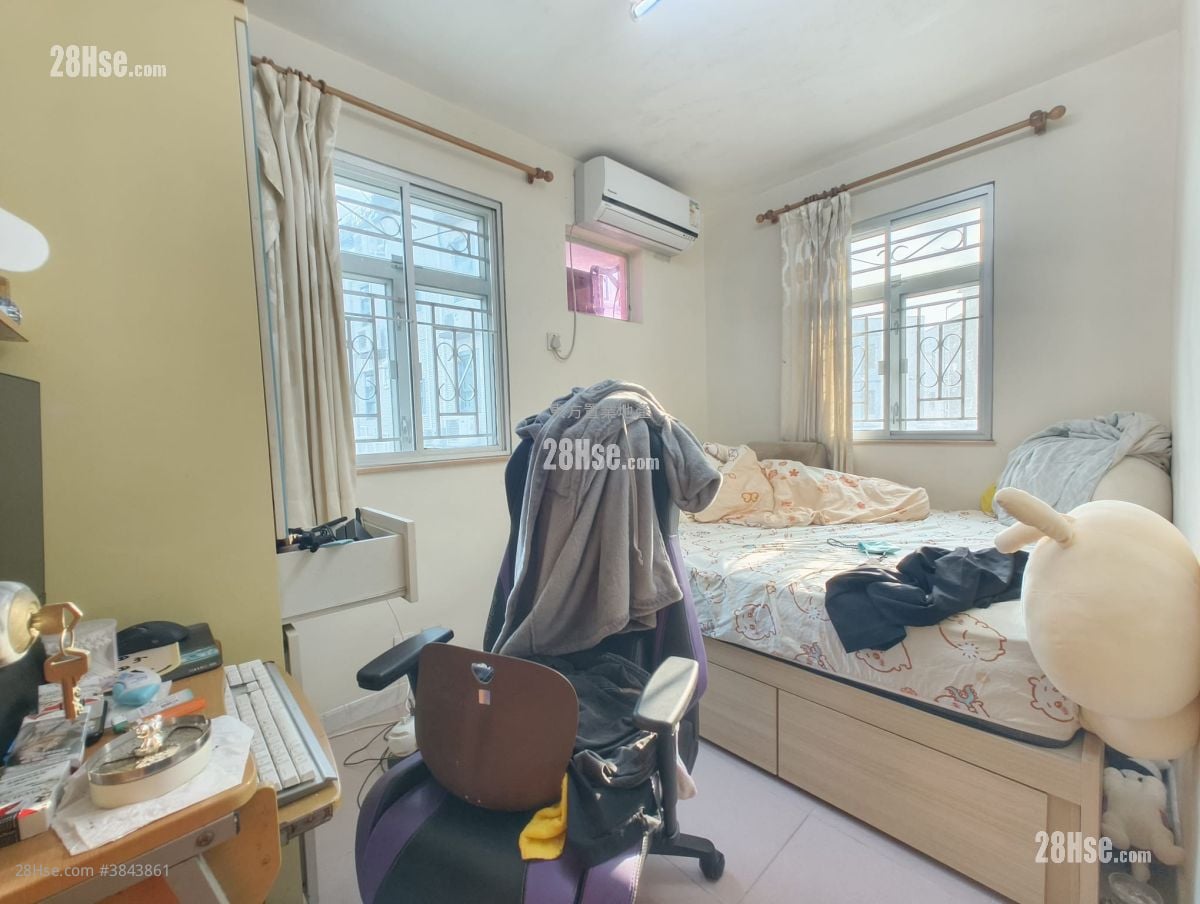 Village Sell 3 Bedrooms , 1 Bathroom 700 ft²