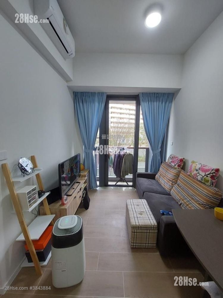 Oma Oma Sell 2 Bedrooms , 1 Bathroom 455 ft²