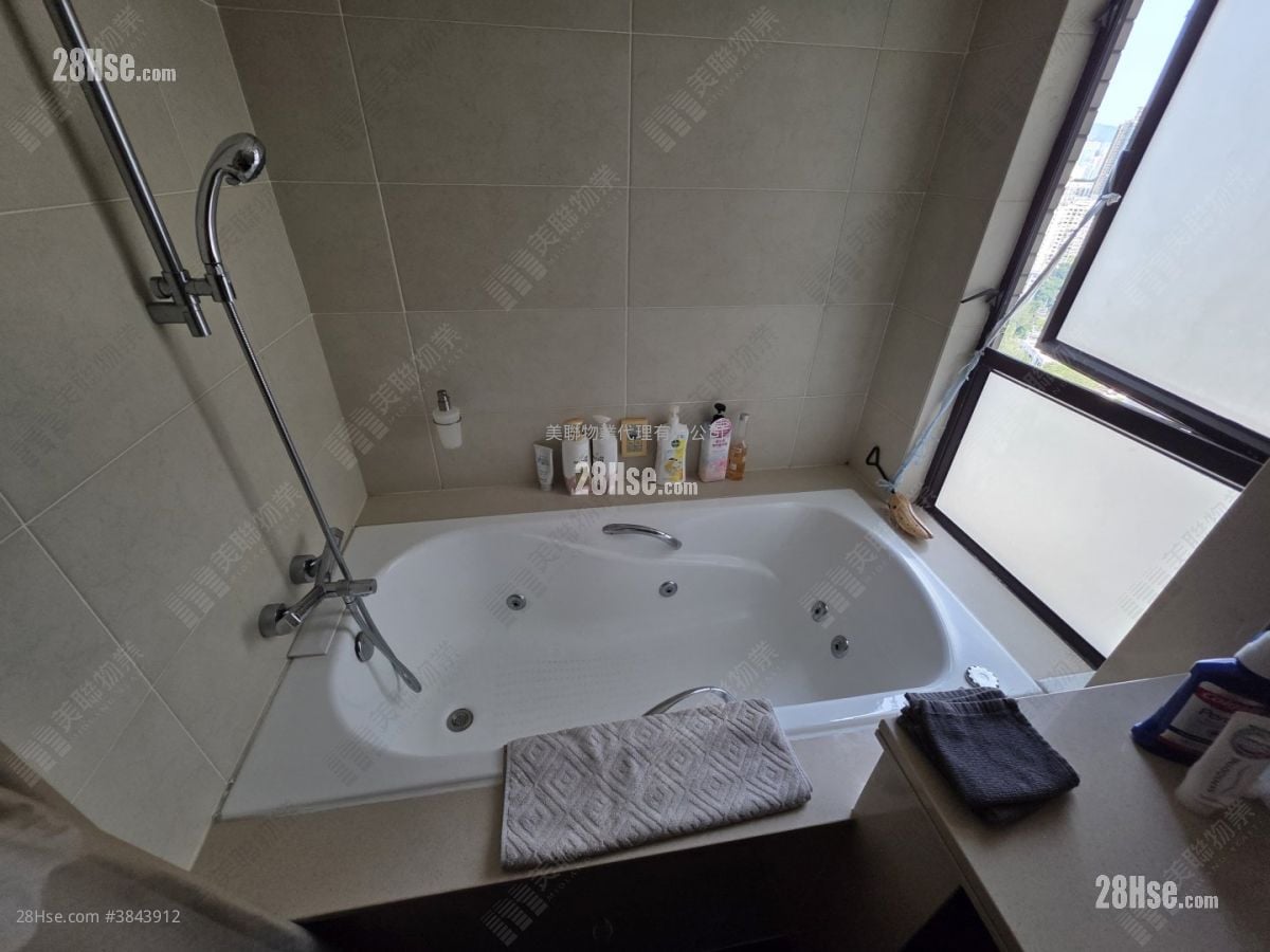 Sky Garden Sell 4 Bedrooms 1,229 ft²