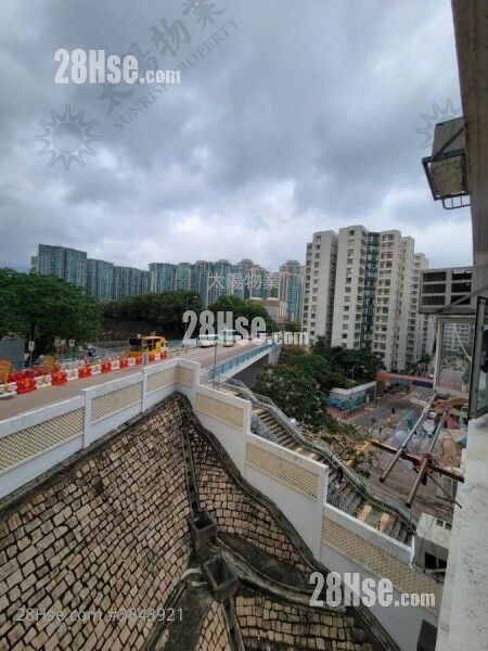 黄埔新村 租盘 2 房 395 平方尺