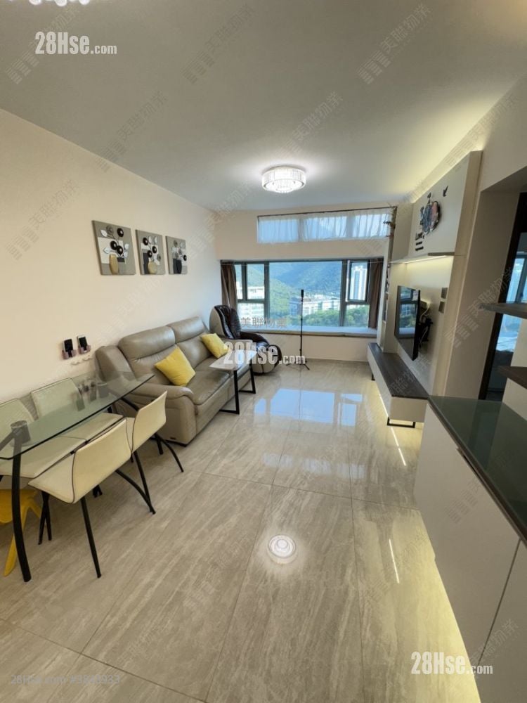 Tung Chung Crescent Sell 2 Bedrooms 607 ft²
