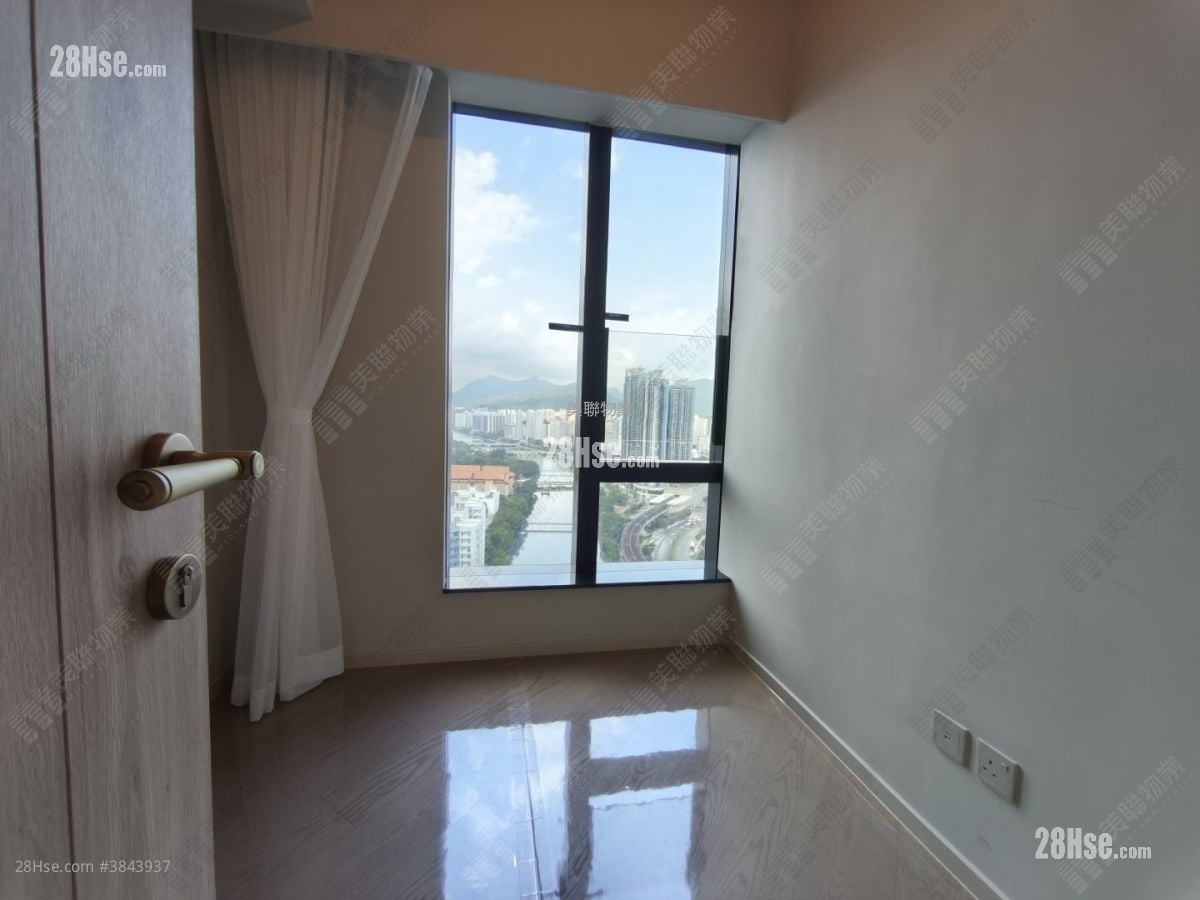 The Pavilia Farm Rental 4 Bedrooms , 2 Bathrooms 1,014 ft²