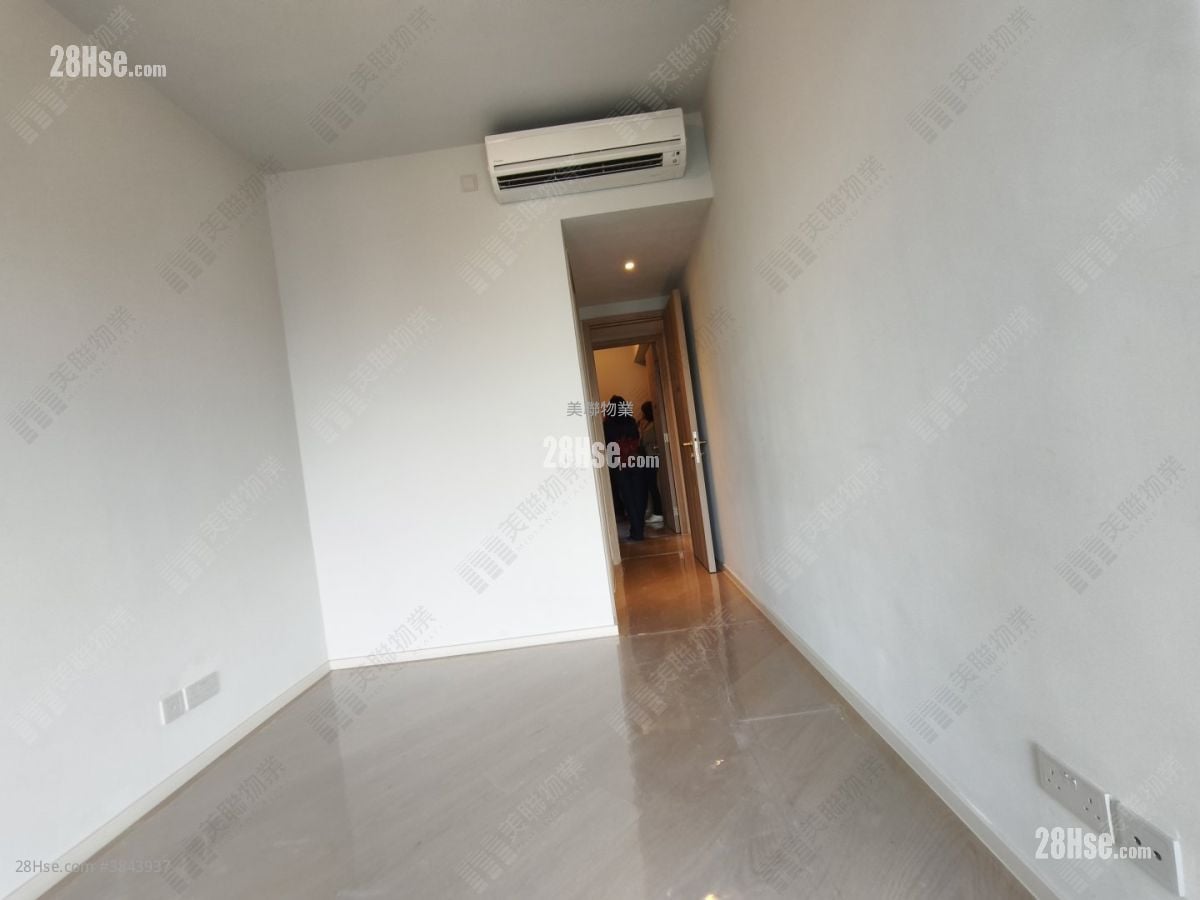 The Pavilia Farm Rental 4 Bedrooms , 2 Bathrooms 1,014 ft²