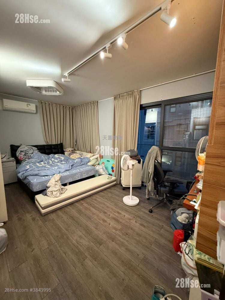 Sun Fung Wai Sell 5+ Bedrooms , 3 Bathrooms 1,400 ft²