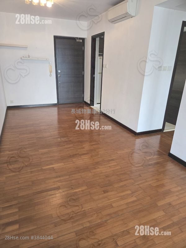 Splendid Place Rental 2 Bedrooms , 1 Bathroom 473 ft²