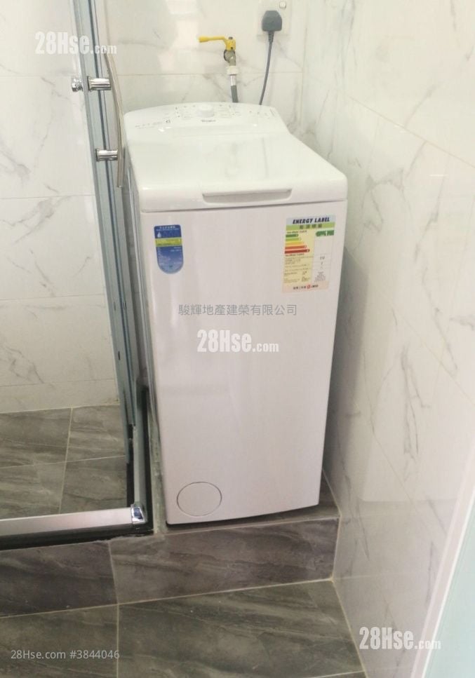 廣發大廈 售盤 1 房 , 1 浴室 236 平方呎