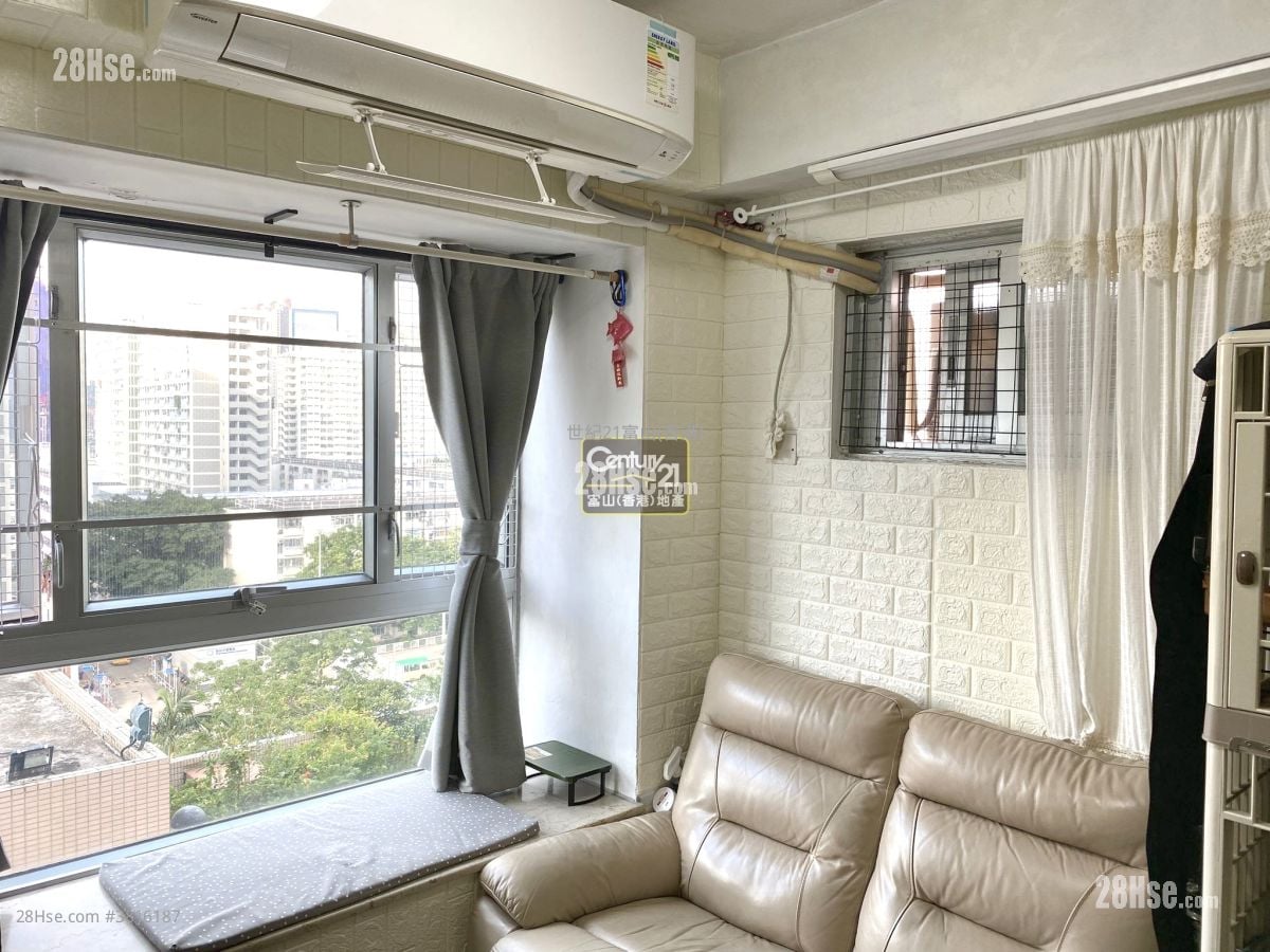 怡发花园 售盘 2 房 , 1 浴室 376 平方尺