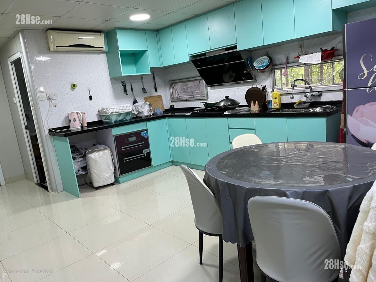 Ki Lun Tsun Rental 3 Bedrooms , 3 Bathrooms 1,000 ft²