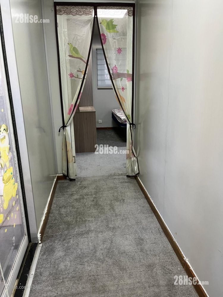 Ki Lun Tsun Rental 3 Bedrooms , 3 Bathrooms 1,000 ft²