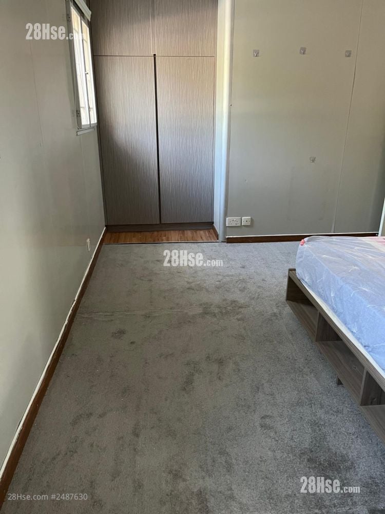 Ki Lun Tsun Rental 3 Bedrooms , 3 Bathrooms 1,000 ft²