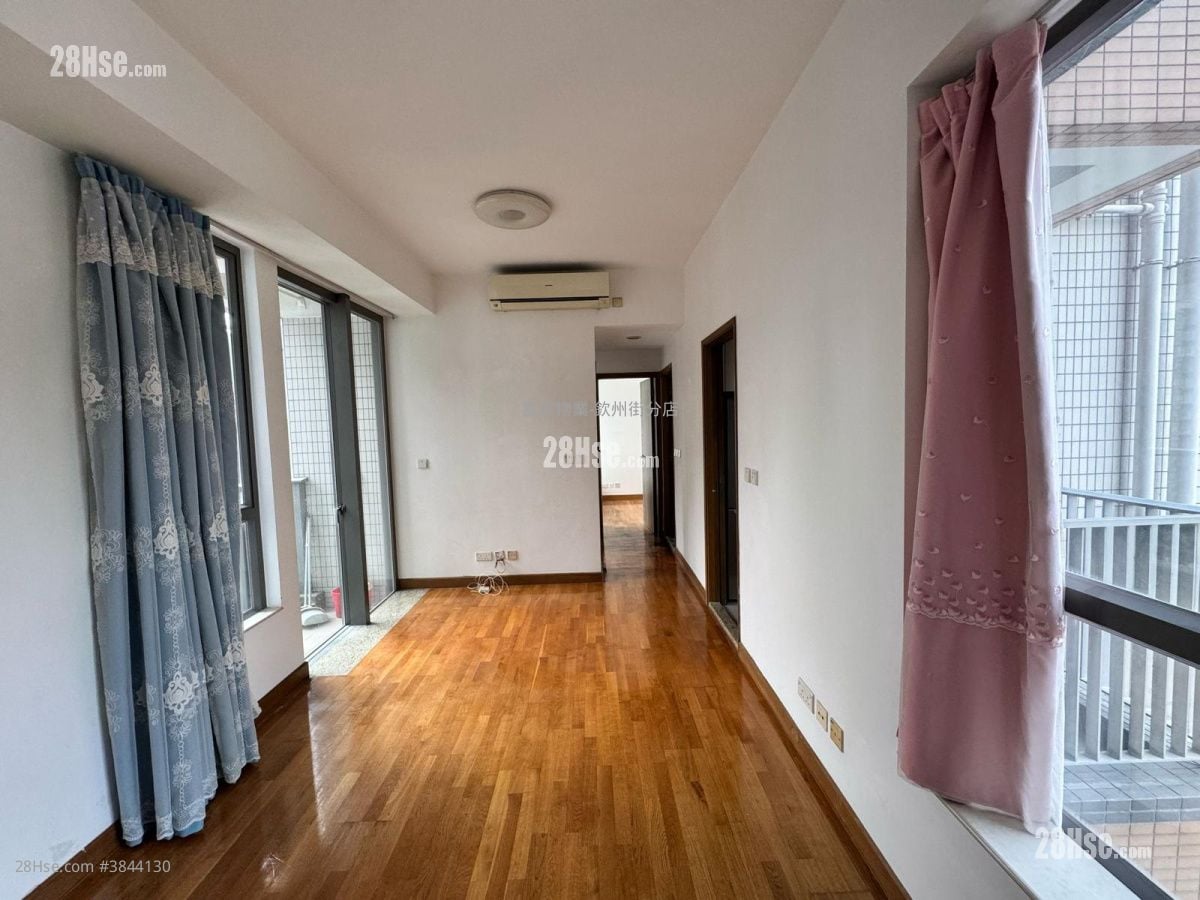 Heya Star Sell 2 Bedrooms , 1 Bathroom 520 ft²