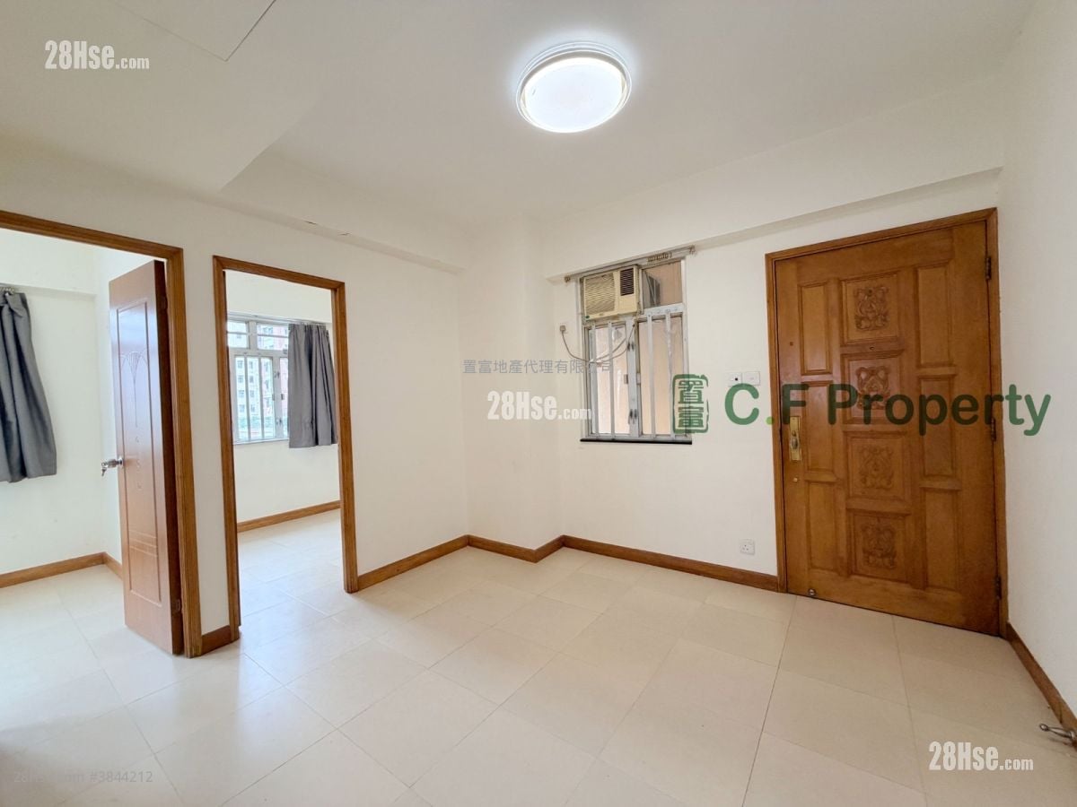Foon Tak Building Sell 2 Bedrooms , 1 Bathroom 333 ft²