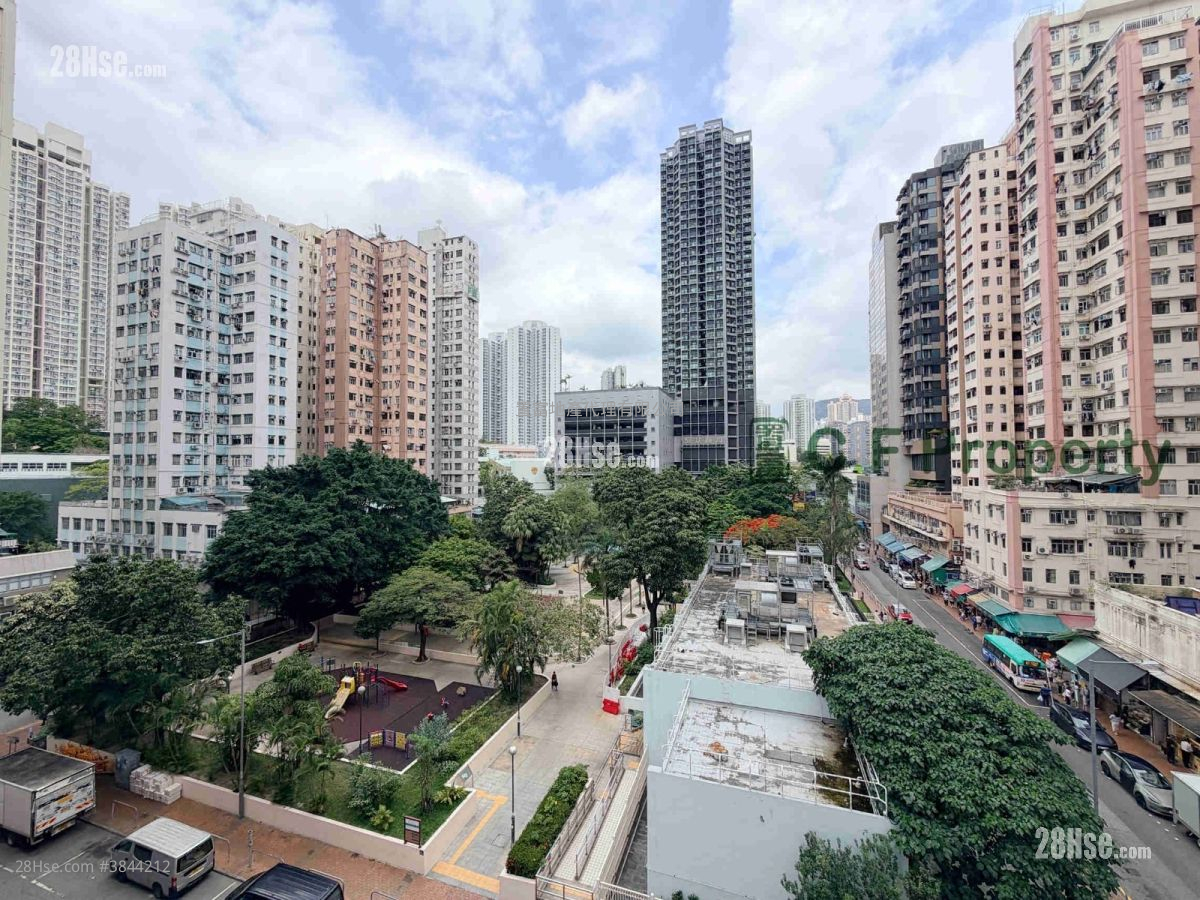 Foon Tak Building Sell 2 Bedrooms , 1 Bathroom 333 ft²