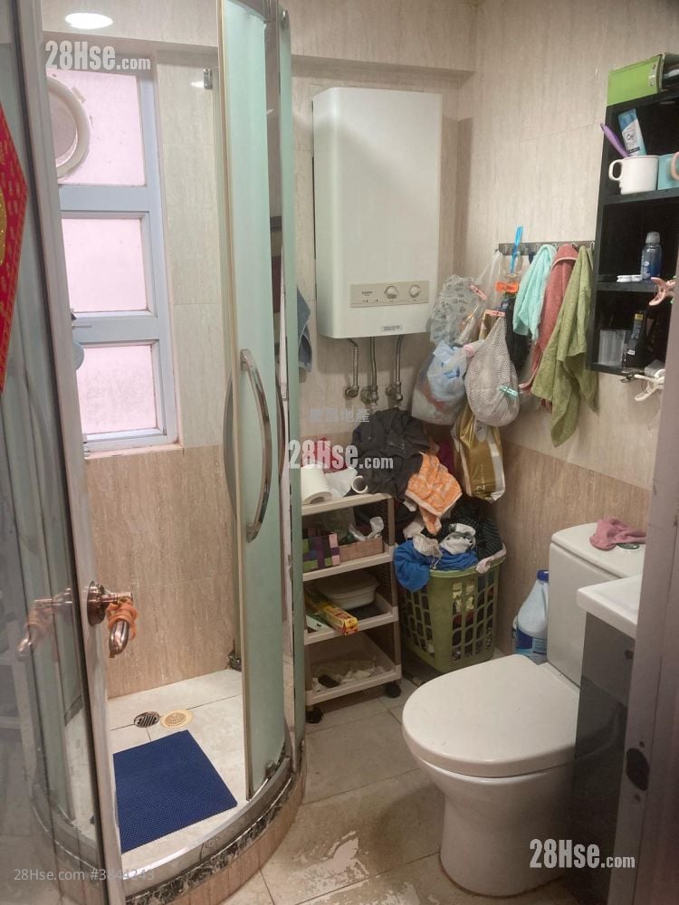 Siu Wah Building Sell 1 Bedroom , 1 Bathroom 271 ft²