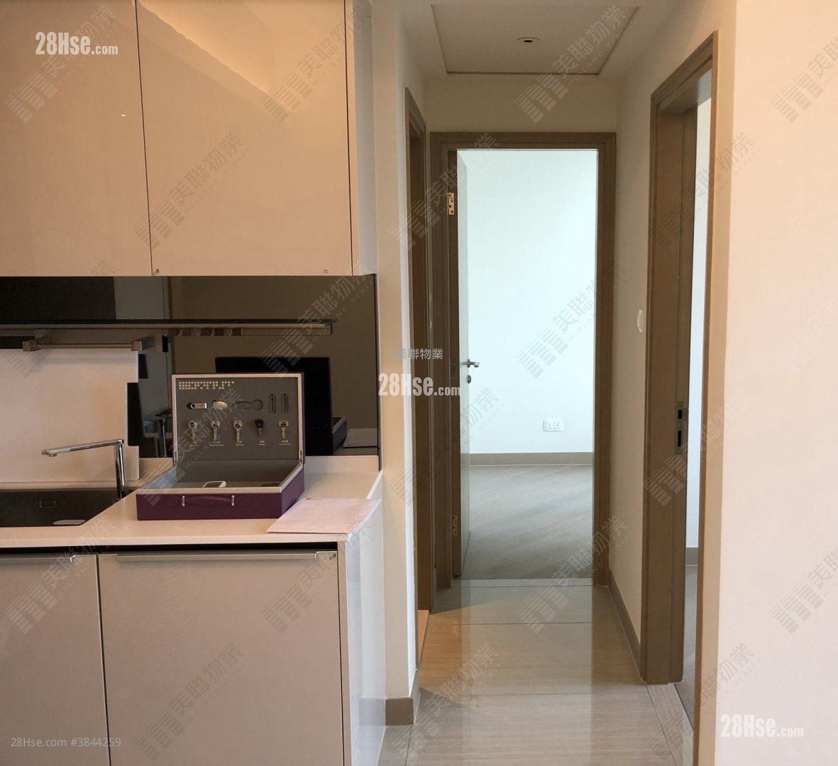Cullinan West Rental 449 ft²