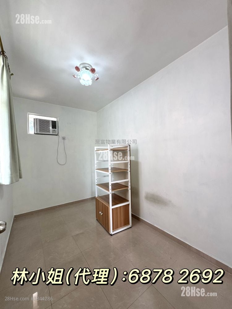 Village Rental 3 Bedrooms , 1 Bathroom