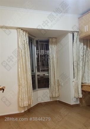 英丽阁 售盘 2 房 , 2 浴室 693 平方尺