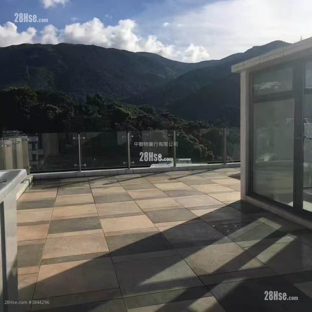 山頂花園 租盤 2,100 平方呎