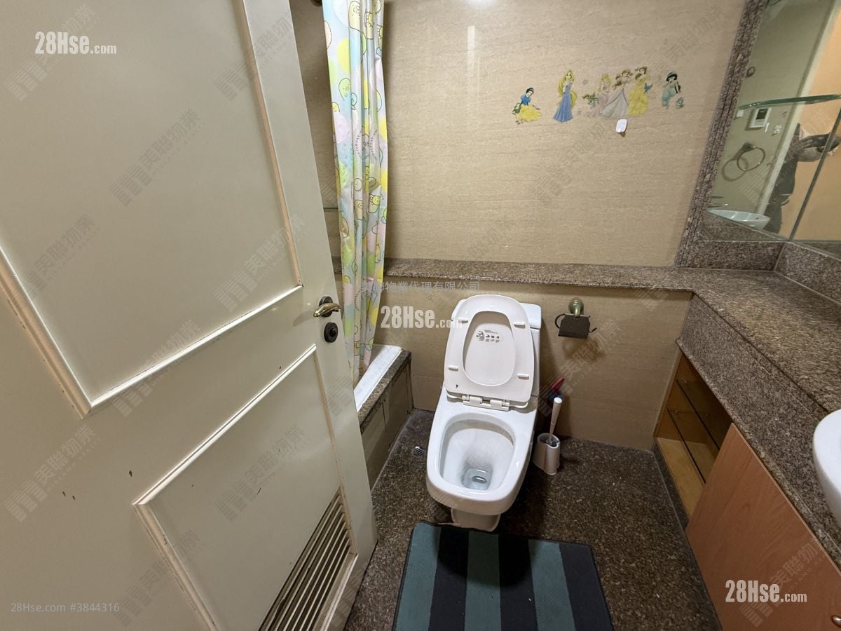 Caribbean Coast Sell 3 Bedrooms , 2 Bathrooms 710 ft²