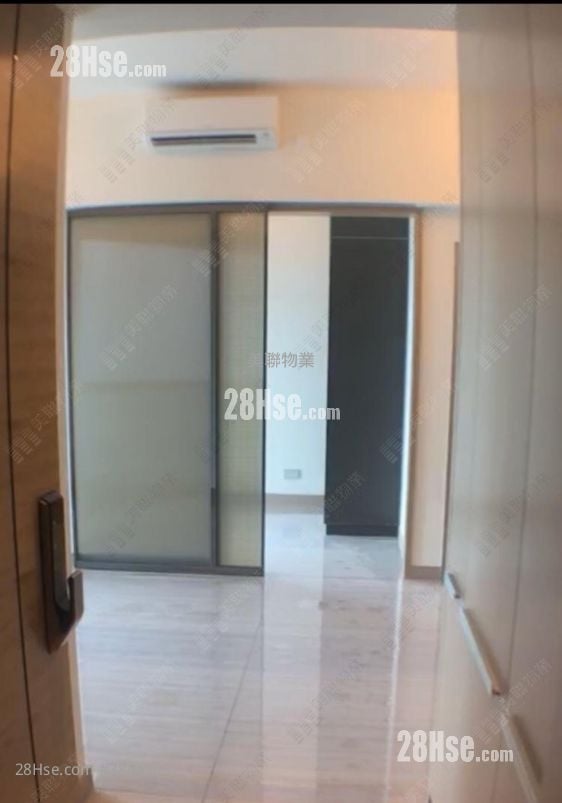 Cullinan West Rental 350 ft²