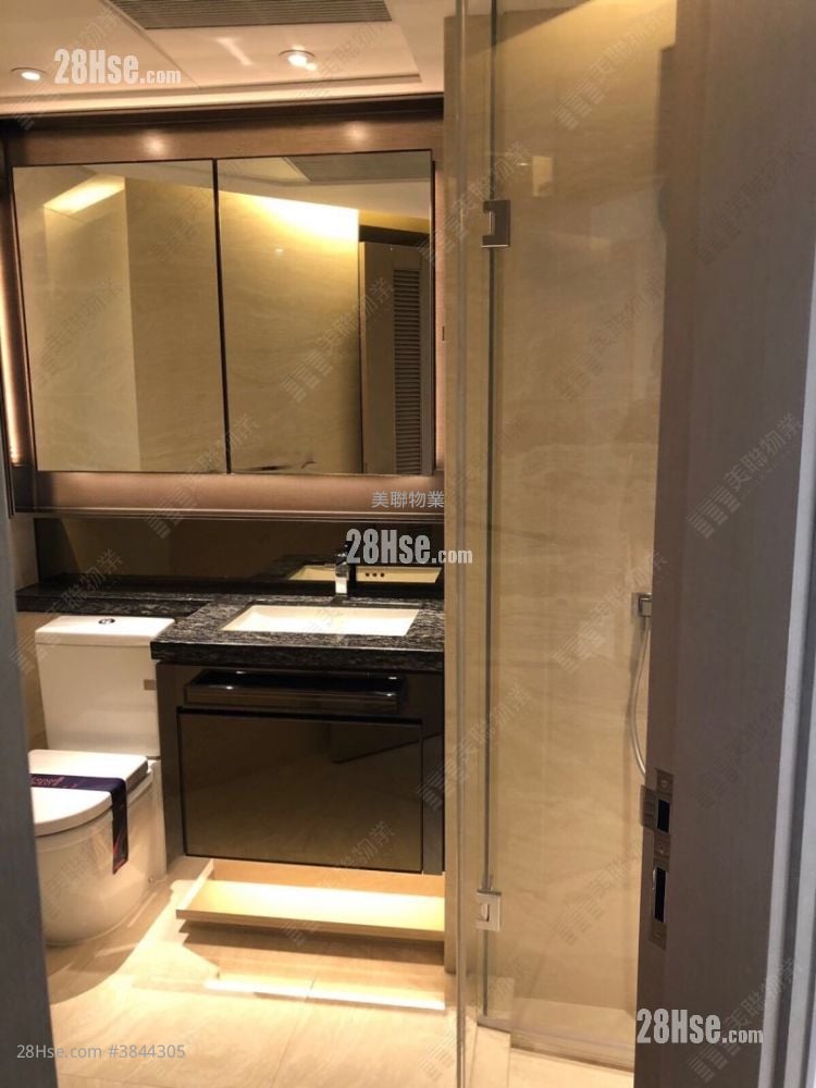 Cullinan West Rental 350 ft²