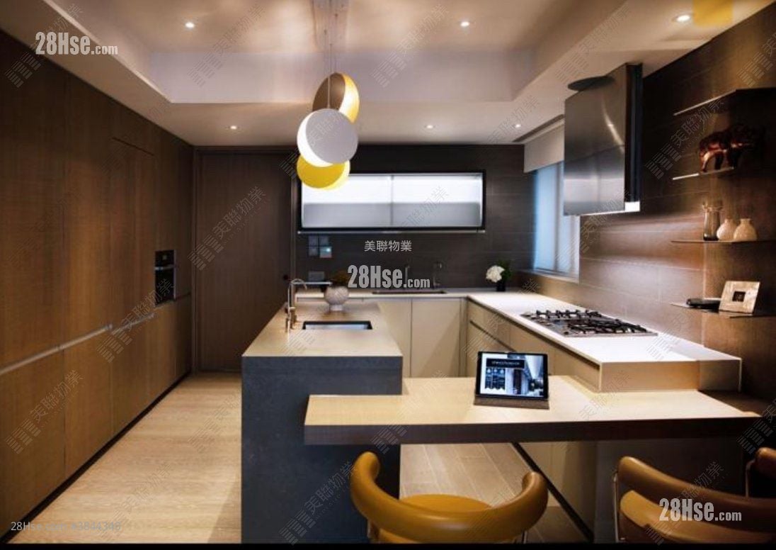 Grand Austin Sell 5+ Bedrooms 2,180 ft²