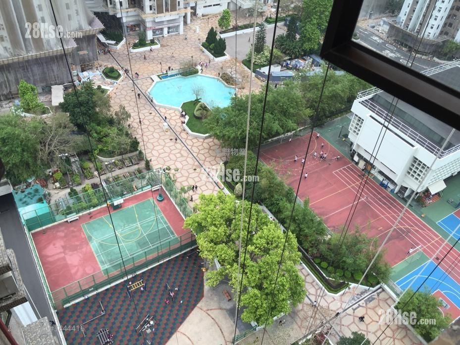 Luk Yeung Sun Chuen Sell 2 Bedrooms , 1 Bathroom 475 ft²