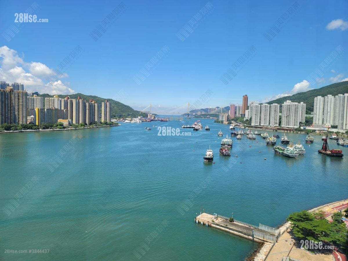 Ocean Pride Sell 3 Bedrooms , 2 Bathrooms 1,153 ft²