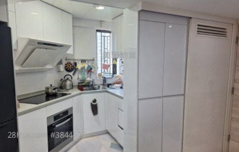 Villa Athena Sell 3 Bedrooms , 2 Bathrooms 727 ft²