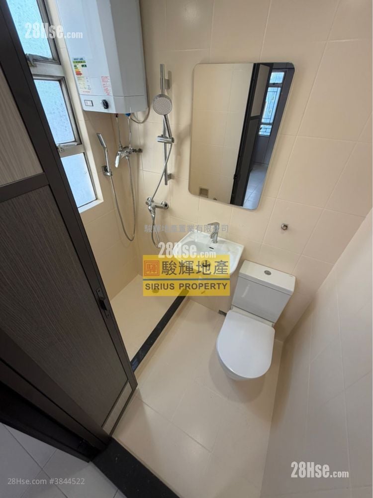 Fu Cheong Building Rental 360 ft²