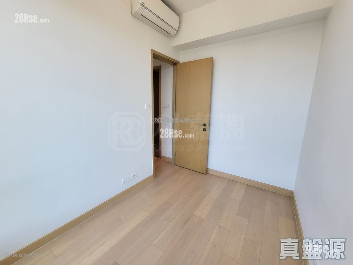 Malibu Sell 2 Bedrooms , 1 Bathroom 453 ft²