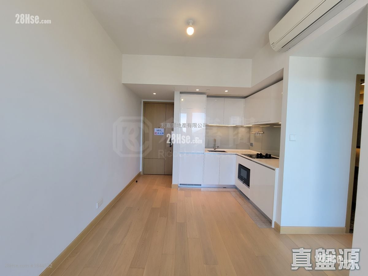 Malibu Sell 2 Bedrooms , 1 Bathroom 453 ft²
