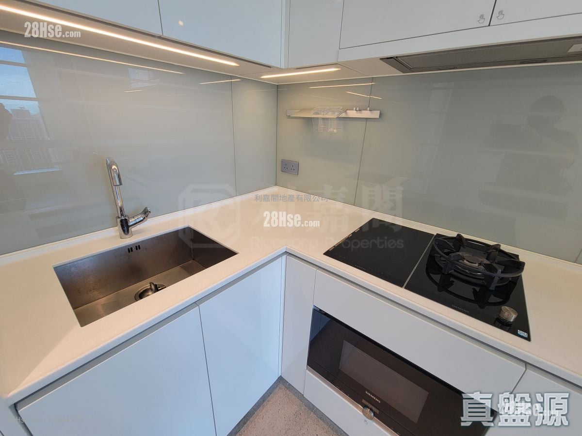 Malibu Sell 2 Bedrooms , 1 Bathroom 453 ft²