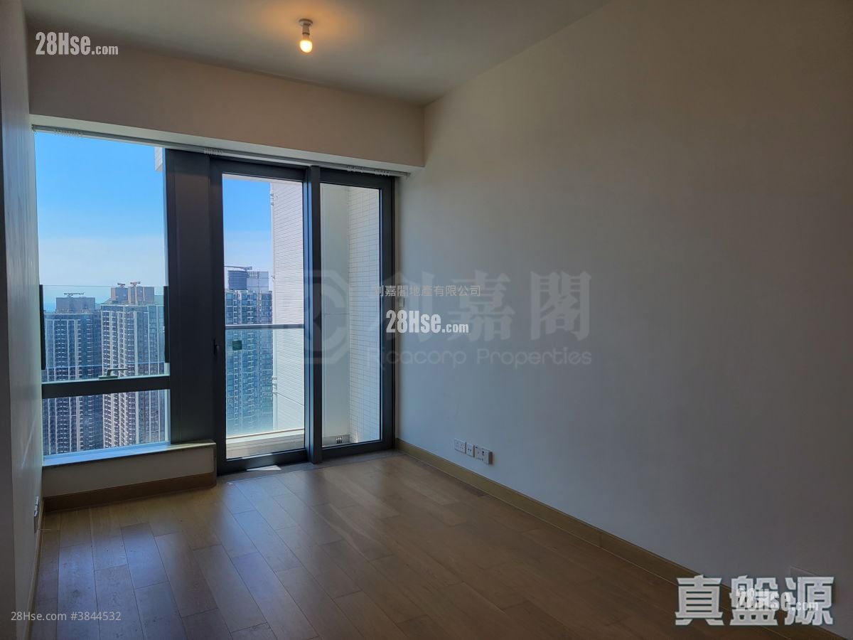 Malibu Sell 2 Bedrooms , 1 Bathroom 453 ft²