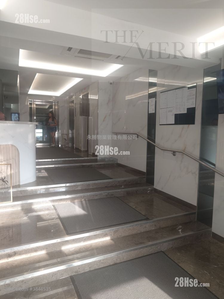 Kiu Hing Mansion Sell 3 Bedrooms , 2 Bathrooms 1,109 ft²