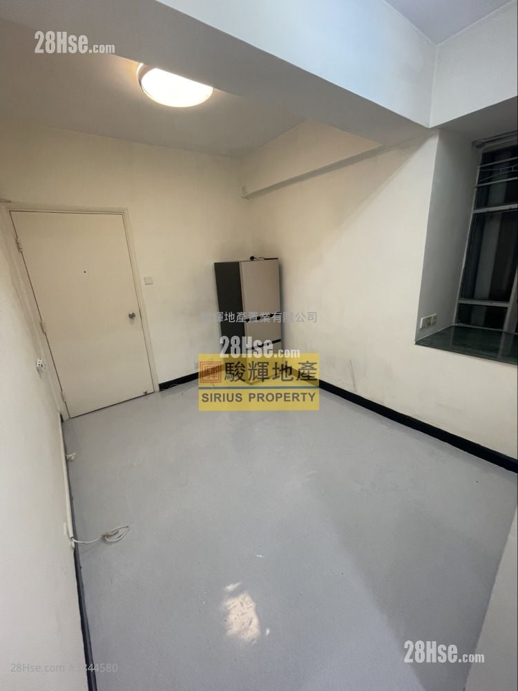 Concord Building Rental 318 ft²