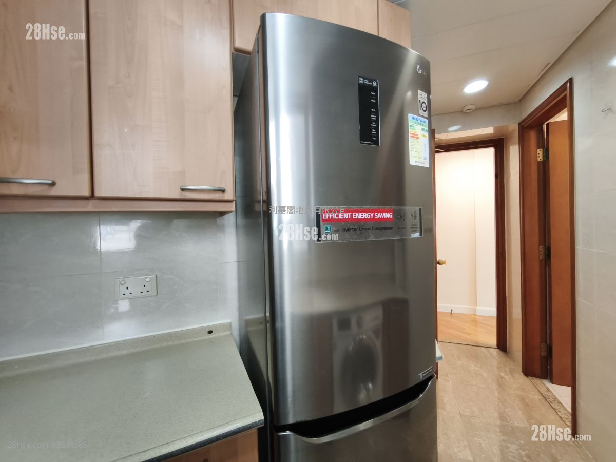 Sorrento Rental 3 Bedrooms , 2 Bathrooms 755 ft²