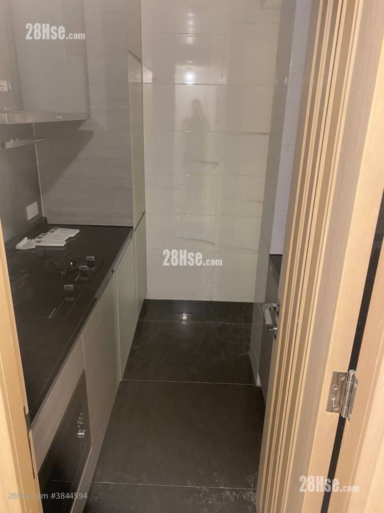 Ocean Pride Sell 3 Bedrooms , 2 Bathrooms 777 ft²