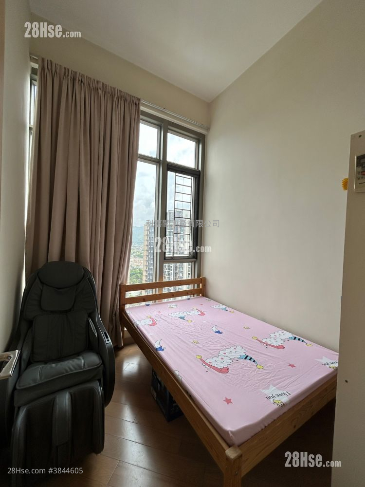 La Grove Sell 3 Bedrooms , 2 Bathrooms 978 ft²