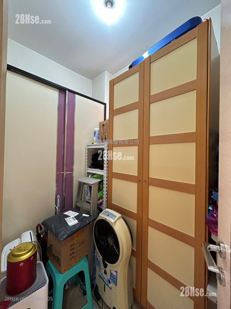 La Grove Sell 3 Bedrooms , 2 Bathrooms 978 ft²