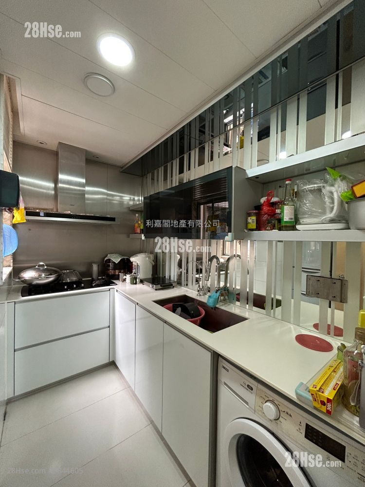 La Grove Sell 3 Bedrooms , 2 Bathrooms 978 ft²