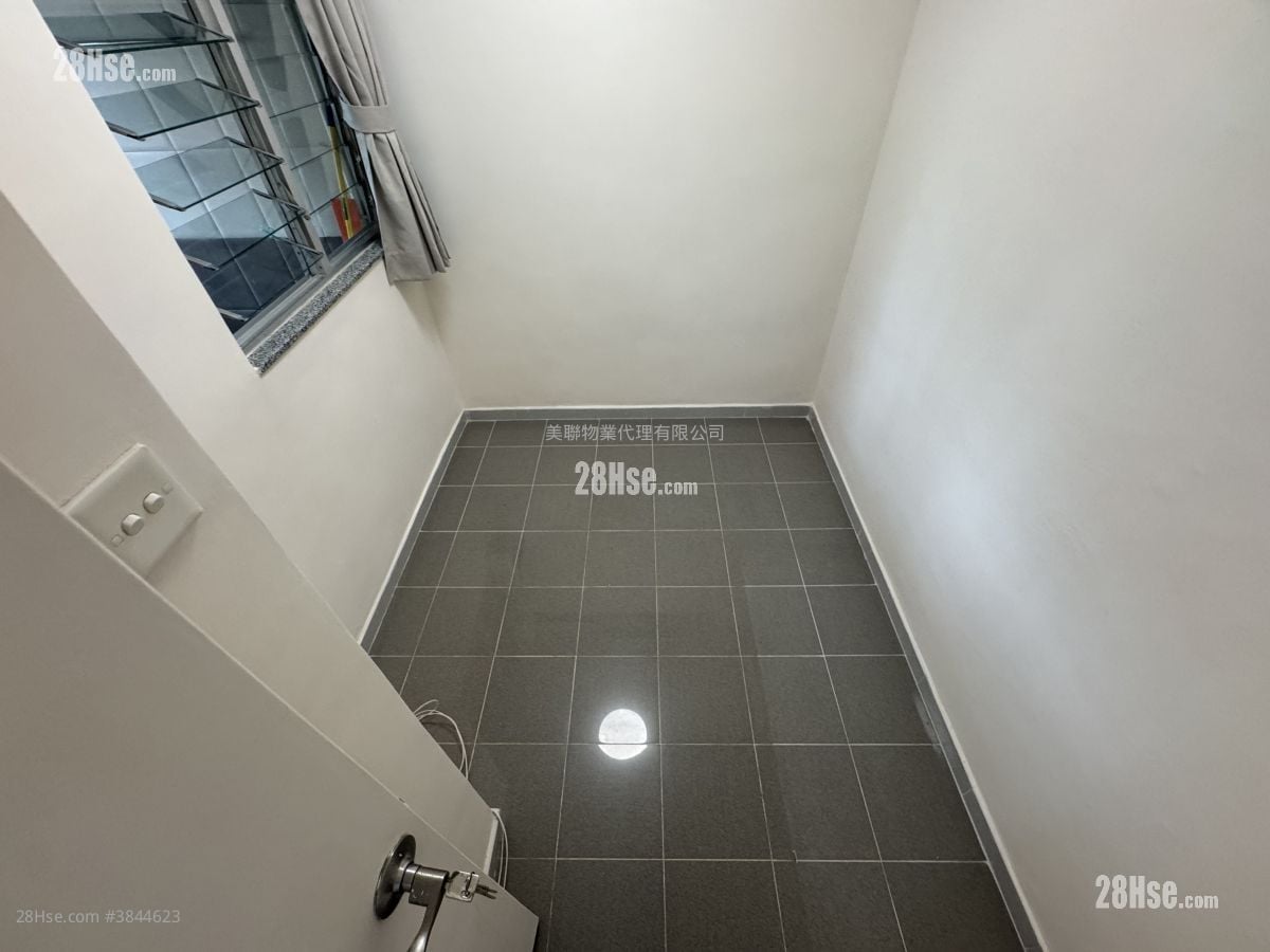 May Shing Court Rental 381 ft²