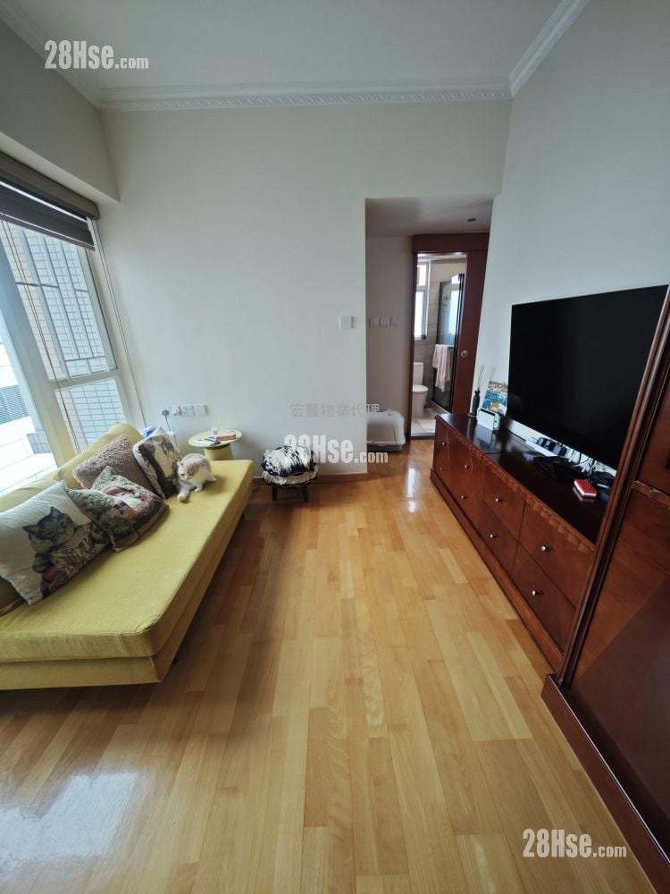 Ivy On Belcher's Sell 3 Bedrooms , 1 Bathroom 535 ft²