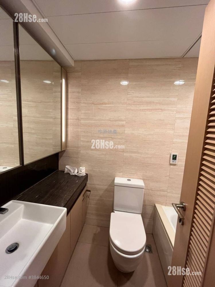 Parc City Sell 2 Bedrooms , 1 Bathroom 536 ft²