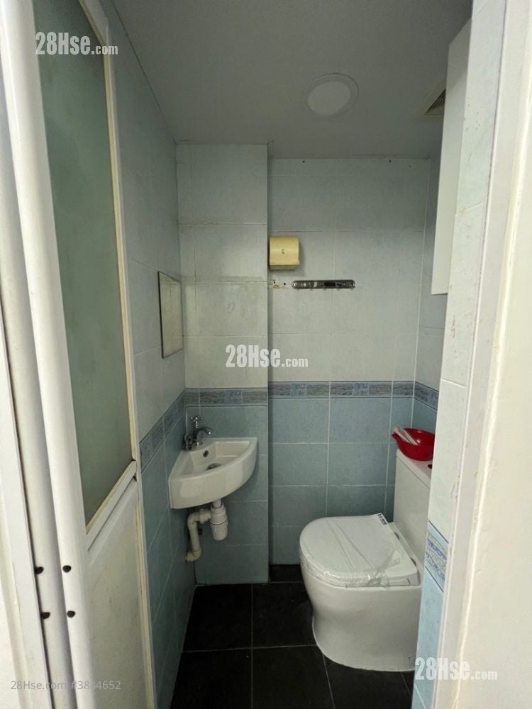 On Keung Building Rental Studio , 1 Bathroom 100 ft²